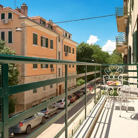 Elegantan Apartman Split