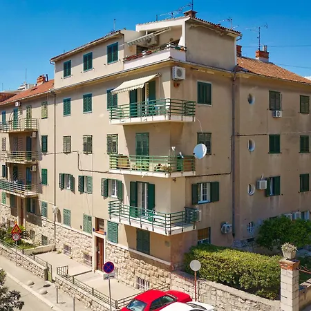 Elegantan Appartement