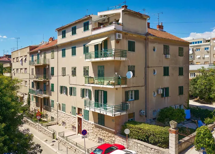 Elegantan Appartement